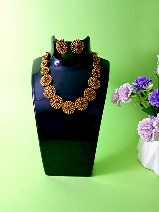 Round Flower Necklace