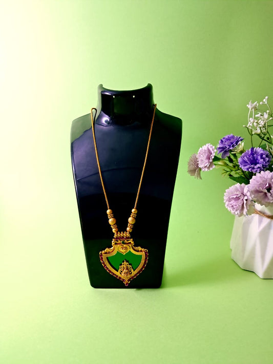 Traditional Palakka Pendant chain
